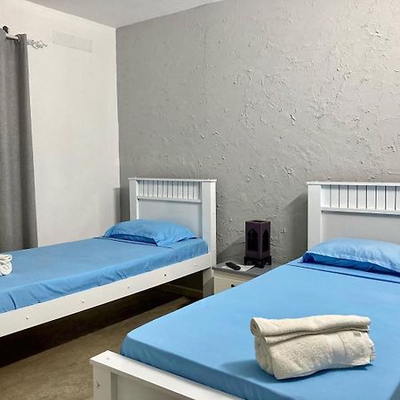 Cantinho C - Alojamento Complementar Praia Eksteriør bilde